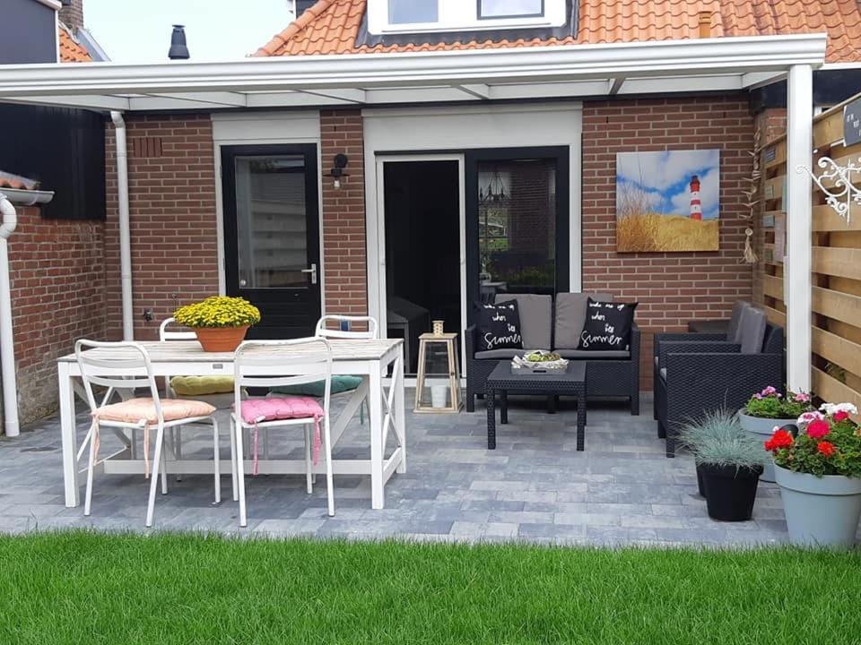 Wad'Ngeluk Villa Paesens Exterior foto